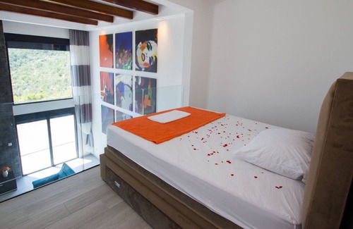 Velji Vinogradi Villa | Very quiet place with beautiful views of Budva bay. Surrounded by mountains and vegetation