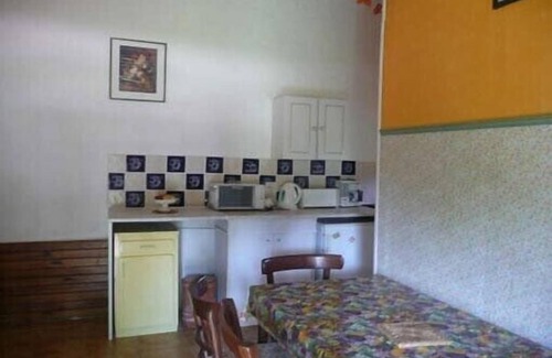 Champagne-le-Sec Cottage | VERY QUIET single-storey GITE PROMO EASTER HOLIDAY