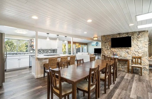 Orchard District House | Very spacious home near old mill! w/hot tub