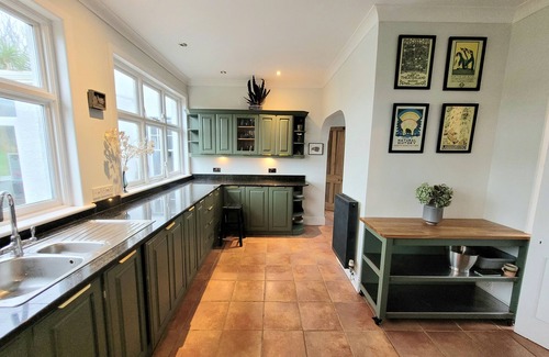 Mullion House | Very spacious period home, 1 mile from the beach. Ample space for two families.