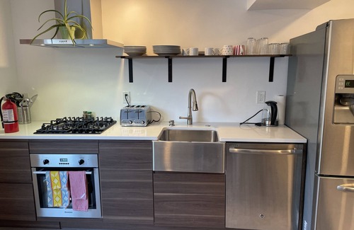 Fairlawn Apartment | Very stylish, family size unit, 2 bed 2.5 bath. Private front yard,unit entrance