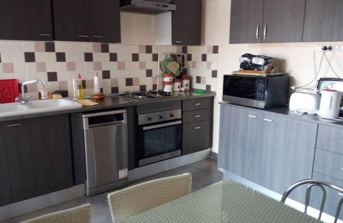 El Aouina Apartment | Very well equipped apartment, 2 bedrooms, living room, guarded parking