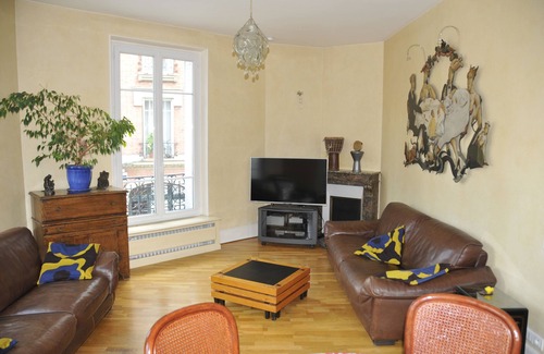 Le Vesinet Apartment | Vesinet center. Very nice modern apartment, bright and spacious, nice 90 m2.