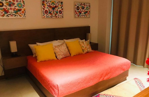 Alta Vista Apartment | VEstrella luxury residence, roof top pool with ocean view, walk to town&beach