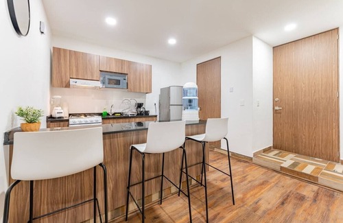 Doctores Apartment | VH |Departamento en planta baja+Patio and Parking|68