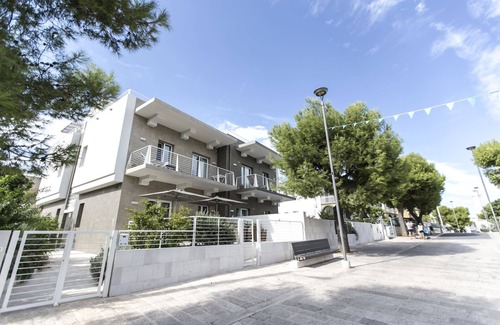 Torre Canne Apartment | Via del Faro Apartments - SUD - OVEST