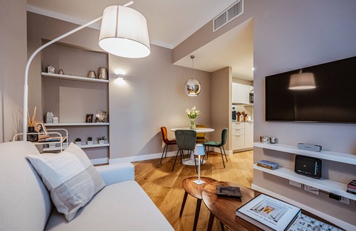 Zona Risorgimento Apartment | Via Melzo Junior Suite