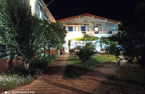 Vigklafia House | Vias