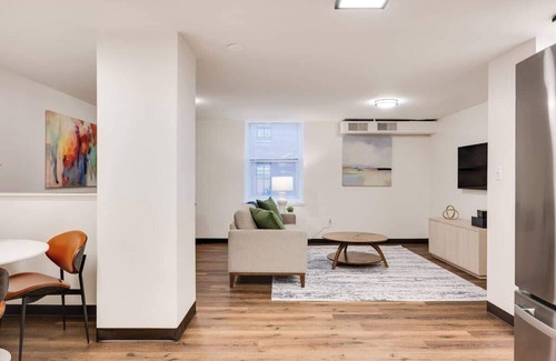 Downtown Louisville Apartment | Vibrant 1BR on Whiskey Row with Foosball Table