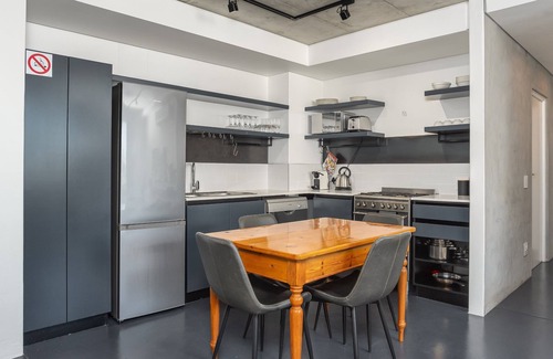 Bo'Kaap Apartment | Vibrant Bo Kaap Apartment | Best View In Cape Town