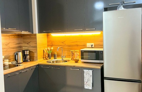 Tsaghkadzor Apartment | Vibrant Design | Balcony | Self Checkin | Netflix