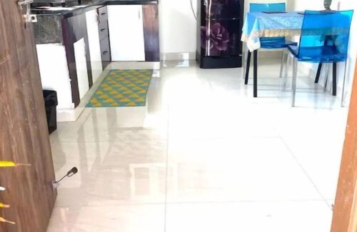 Bommasandra House | Vibrant Luxury Bedroom near Electronic City #4