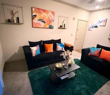 Midtown Apartment | Vibrant Oasis in the Heart of Midtown & Downtown