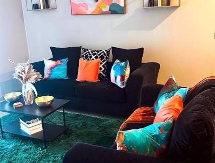 Midtown Apartment | Vibrant Oasis in the Heart of Midtown & Downtown