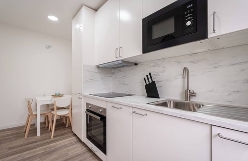 Sao Mamede de Infesta Apartment | Vibrant Urban Flat by HostWise
