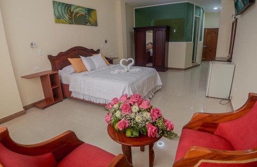 Santo Domingo de los Colorados Hotel | Victoria Suites Hotel