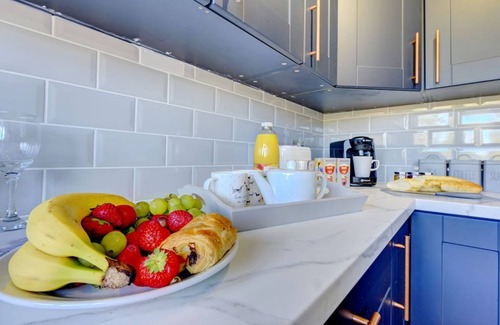 Aston-le-Walls Apartment | Vicarage Lane Apt | 2 bed | Sleeps 5 | Harbury near Leamington & M40 | Inspire Homes