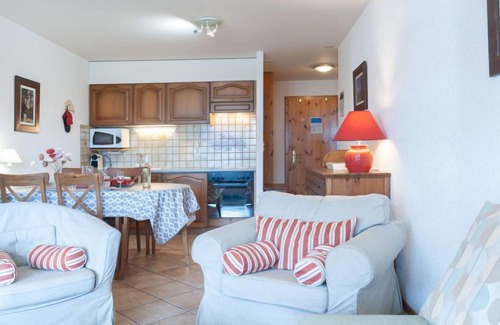 Saint-Pierre-de-Clages Apartment | Victoria 1 C1 by Interhome