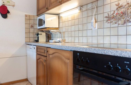 Saint-Pierre-de-Clages Apartment | Victoria 1 C1 by Interhome