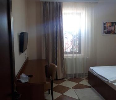 Cornu House | Victoria 1