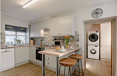 Fakenham House | Victoria Cottage - Wensum Retreats
