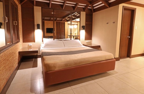 Bacolor Hotel | Victoria Court San Fernando - Pampanga
