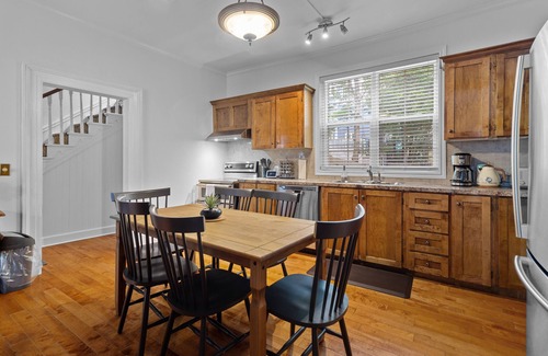 Downtown St. John's House | Victoria Family Home | King | Patio | 2 Ba | BBQ