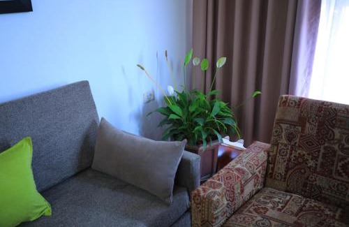 Nifas Silk-Lafto House | Victoria Hotel Apartment