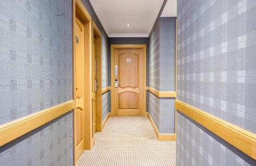 Kirkcaldy Hotel | Victoria Hotel