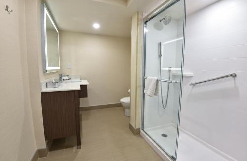 Winnipeg Hotel | Victoria Inn Hotel and Convention Center Winnipeg