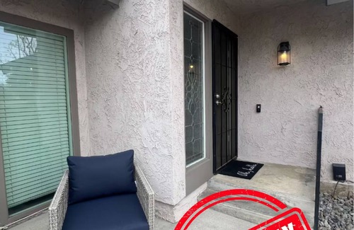 Riverside House | Victoria Woods Retreat close to Downtown Riverside