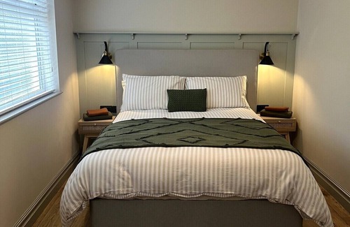 Bangor House | Victorian Apt. in Bangor