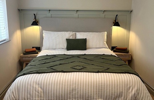 Bangor House | Victorian Apt. in Bangor