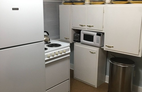 Old Louisville Condo | Victorian Condo Downtown Great location Washer/Dryer