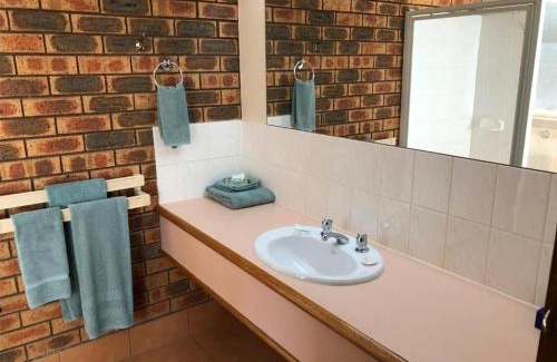 Ballarat East Hotel | Victoriana Motor Inn
