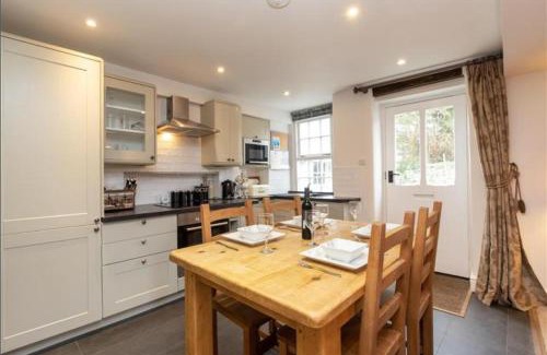 Elterwater House | Victory Cottage - Victory Cottage, Cosy village retreat