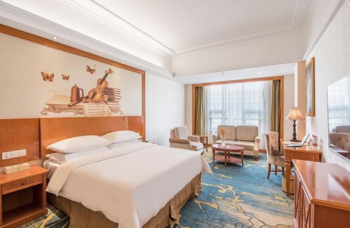 Zhongyuan District Hotel | Vienna Hotel Zhengzhou Airport