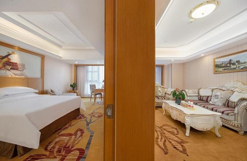 Guancheng Hui District Hotel | Vienna Hotel Zhengzhou Zhongyuan Futa