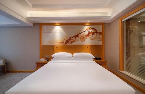 Longhua District Hotel | Vienna International Hotel Shenzhen Longhua Xiken