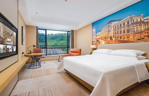 Yuncheng District Hotel | Vienna International Hotel - Yunfu Century Avenue