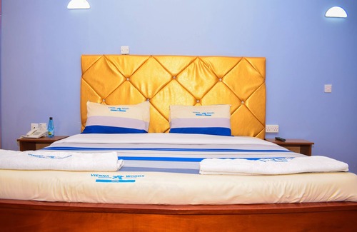 Hospital Hotel | Vienna Woods Holiday Inn Limited