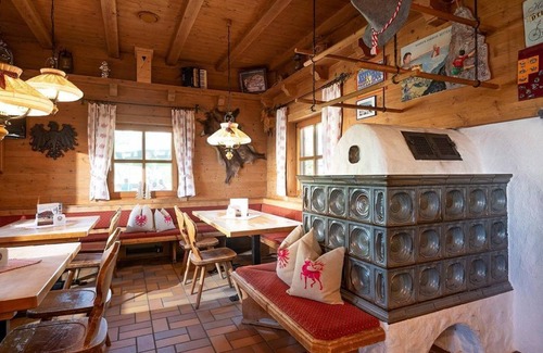 Eben am Achensee Apartment | Vierbettzimmer Frühstück - Berggasthof Rofan