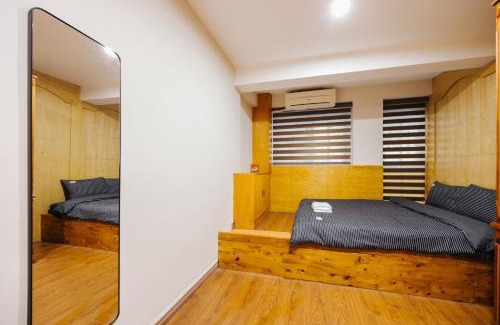 Hang Bai Apartment | VietHOME- 201 The Healing Apartment for Group-Netflix