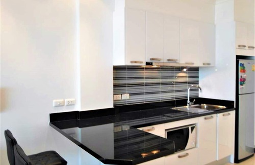 Jomtien Apartment | View Talay 8 Large Studio Apartment With sea View Pattaya