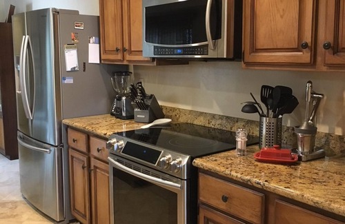 Canyon Ridge Homes House | Views! Peaceful desert surroundings but close to amenities!