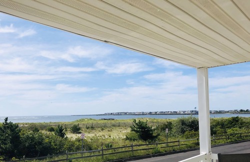 Townsend's Inlet House | Views, Views, Views! Beachfront on quiet cul-du-sac. Fully Equipped 4 Bedroom