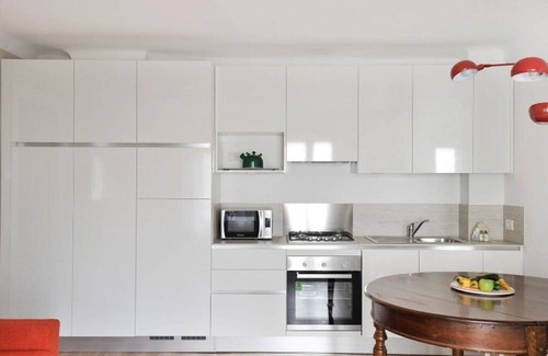 Porta Genova Apartment | Vigevano, Bright And Cozy 1 Br Close To Navigli By Halldis
