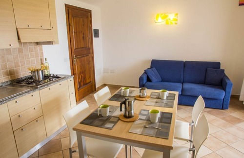 Badesi Apartment | VIGNA GARDEN