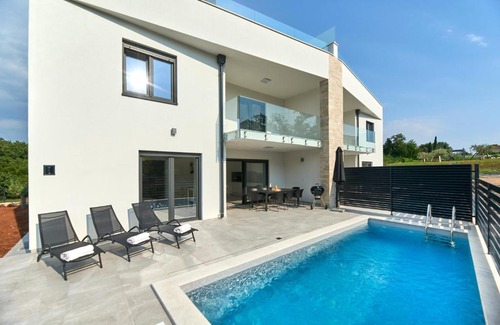 Basanija Villa | Vila 55