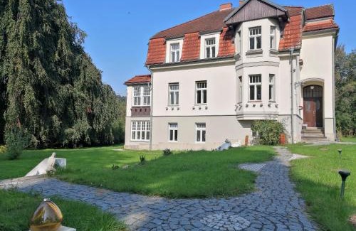 Stare Krecany Villa | Vila Adelaide